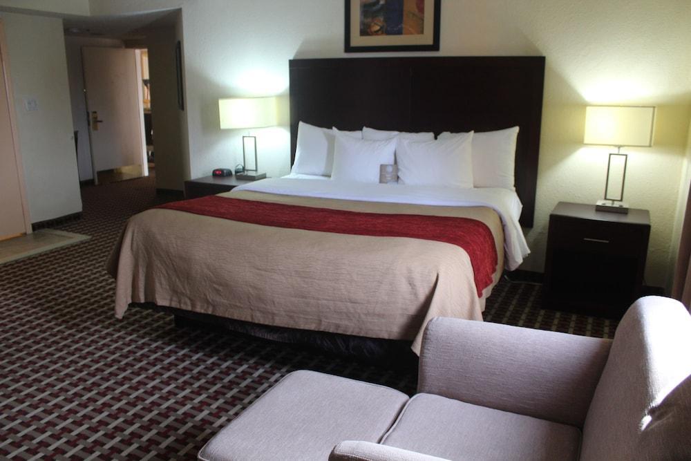 Comfort Inn Feasterville - Тревос Экстерьер фото