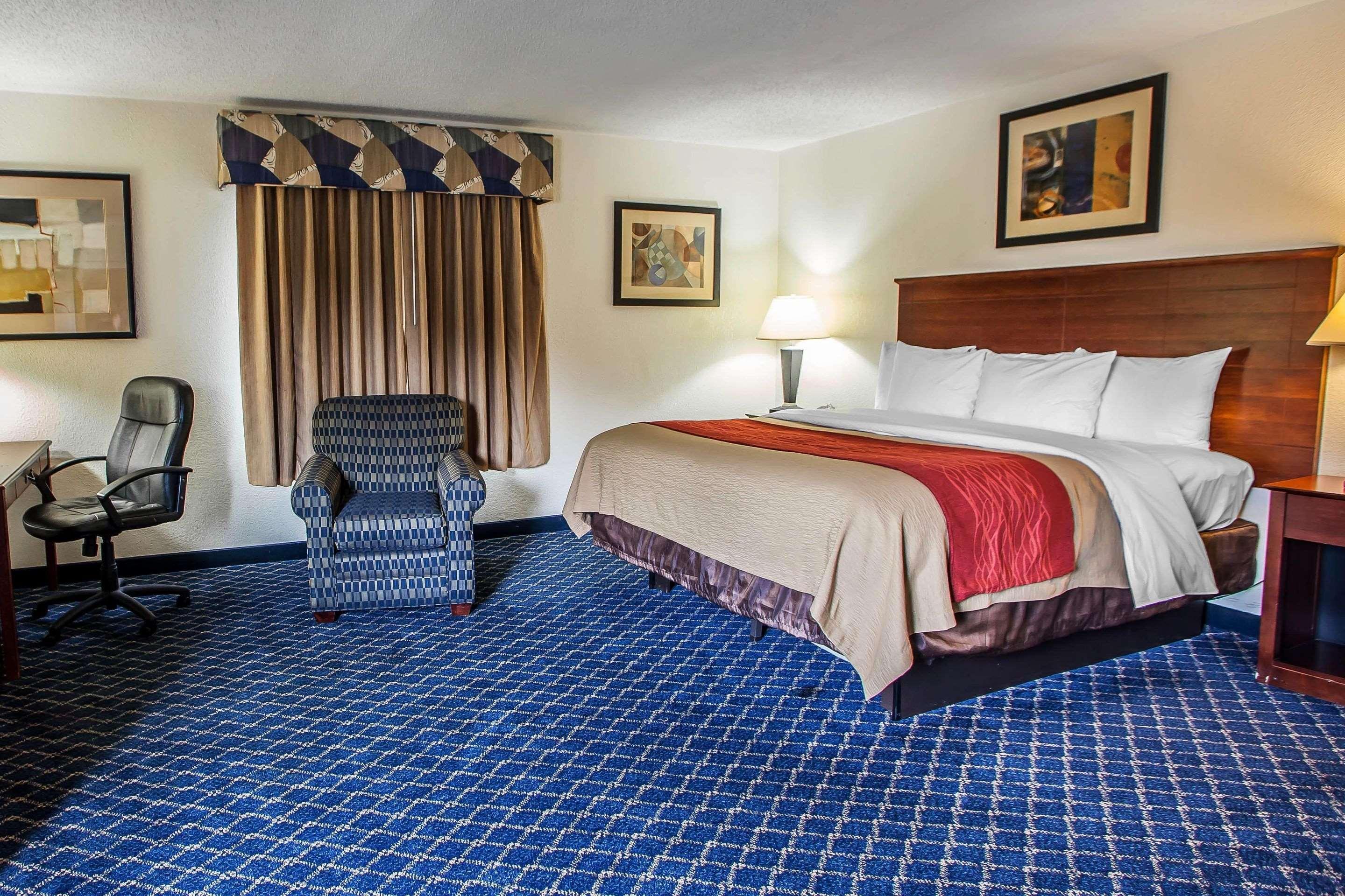 Comfort Inn Feasterville - Тревос Экстерьер фото