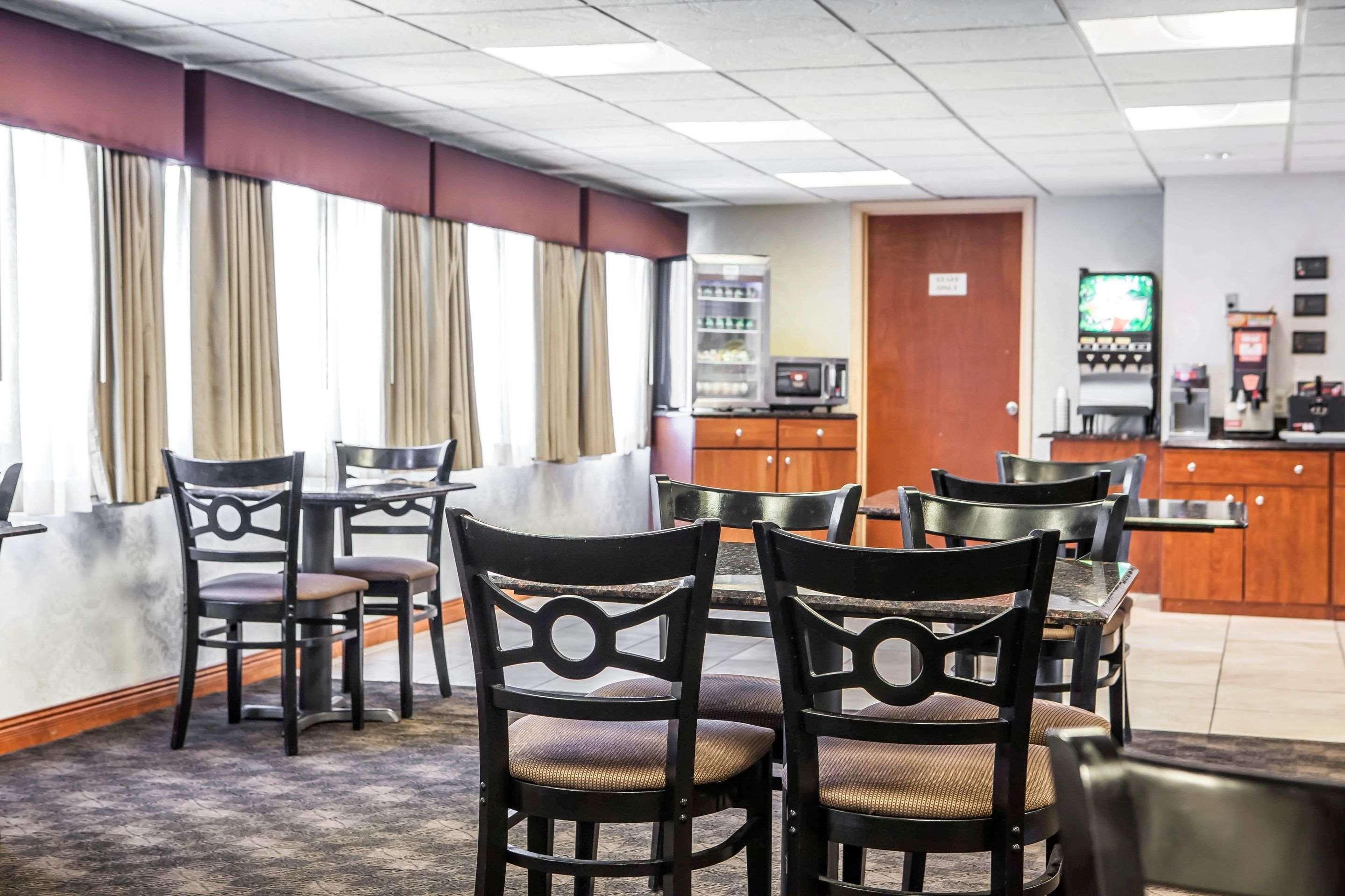 Comfort Inn Feasterville - Тревос Экстерьер фото