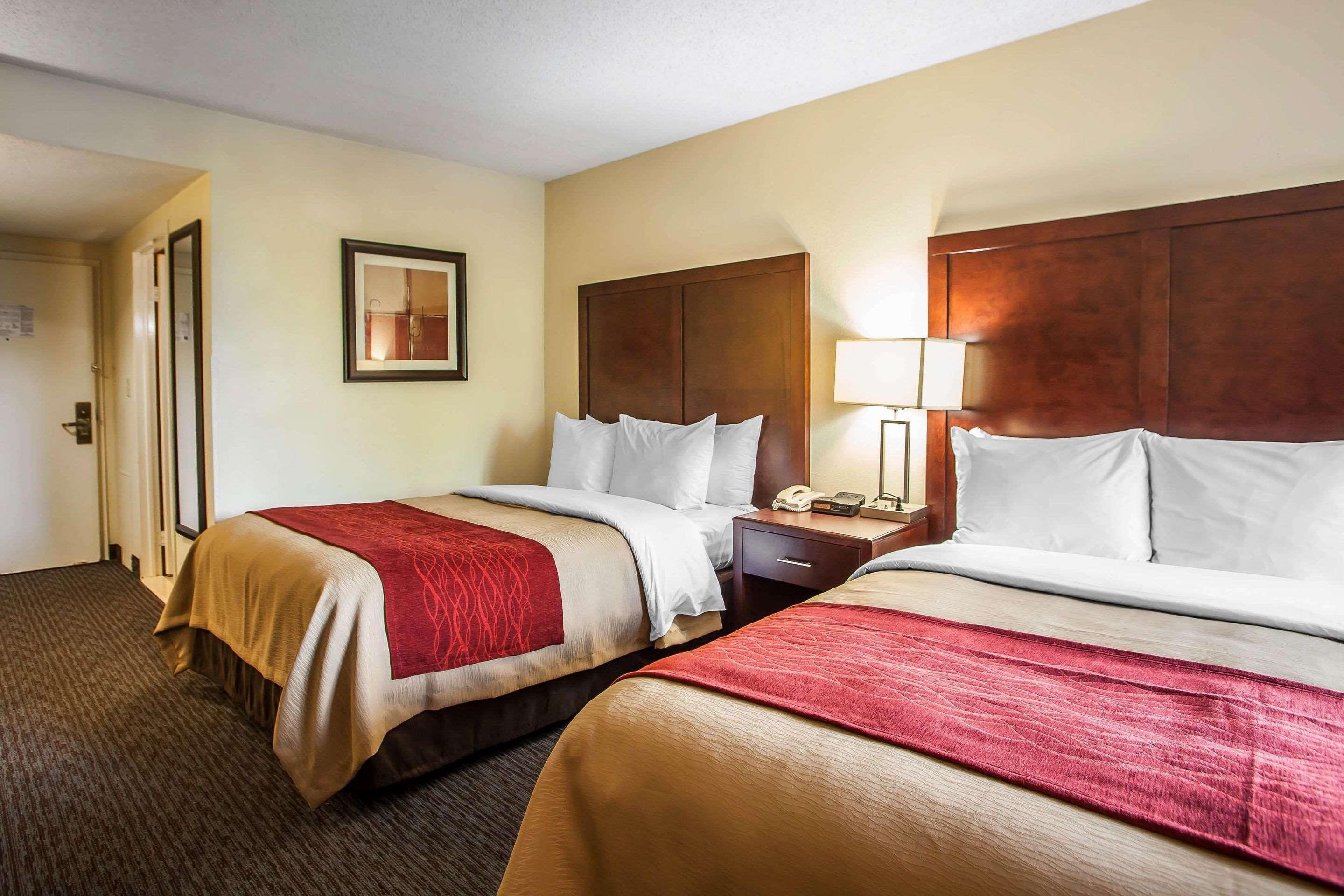 Comfort Inn Feasterville - Тревос Экстерьер фото