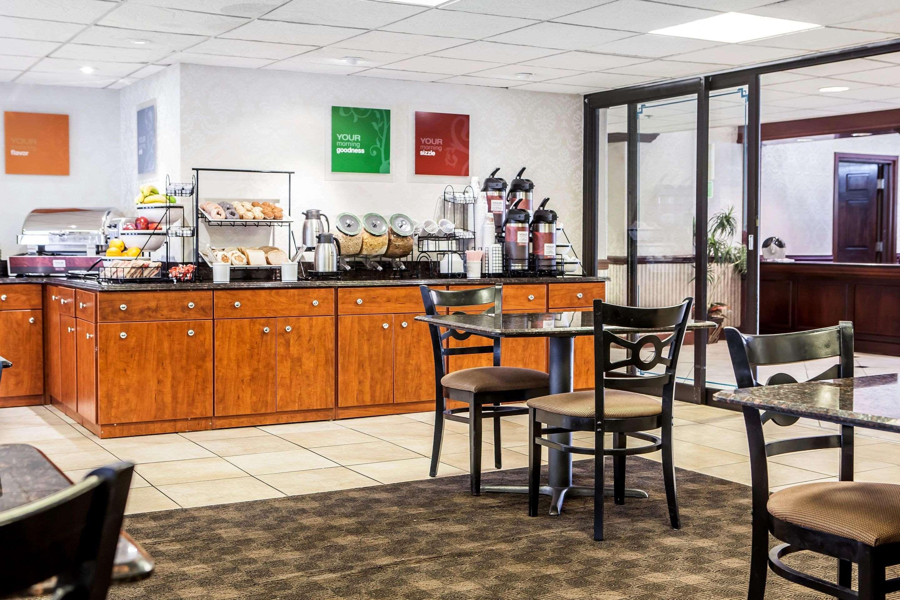 Comfort Inn Feasterville - Тревос Экстерьер фото