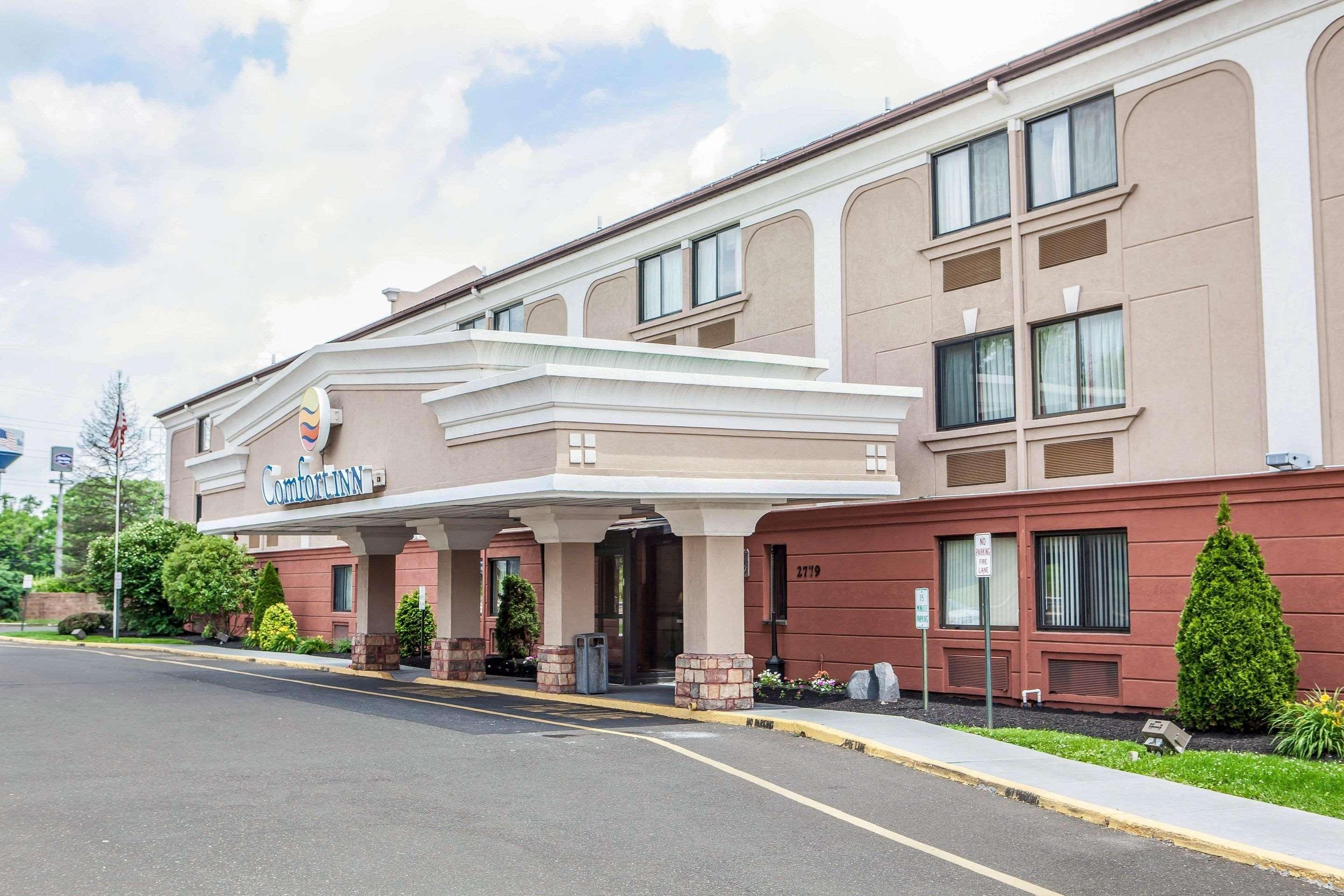 Comfort Inn Feasterville - Тревос Экстерьер фото