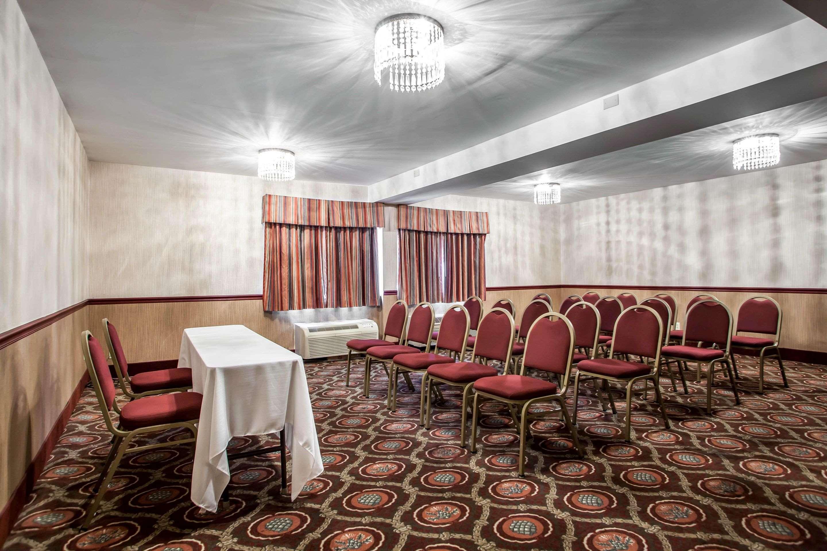 Comfort Inn Feasterville - Тревос Экстерьер фото