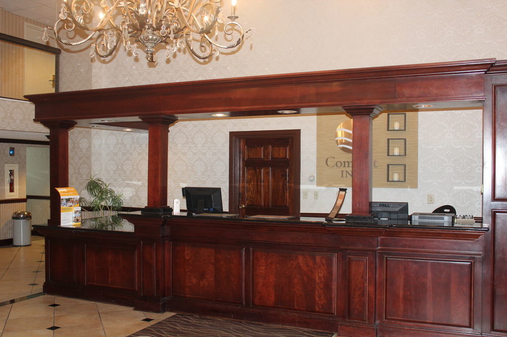 Comfort Inn Feasterville - Тревос Экстерьер фото
