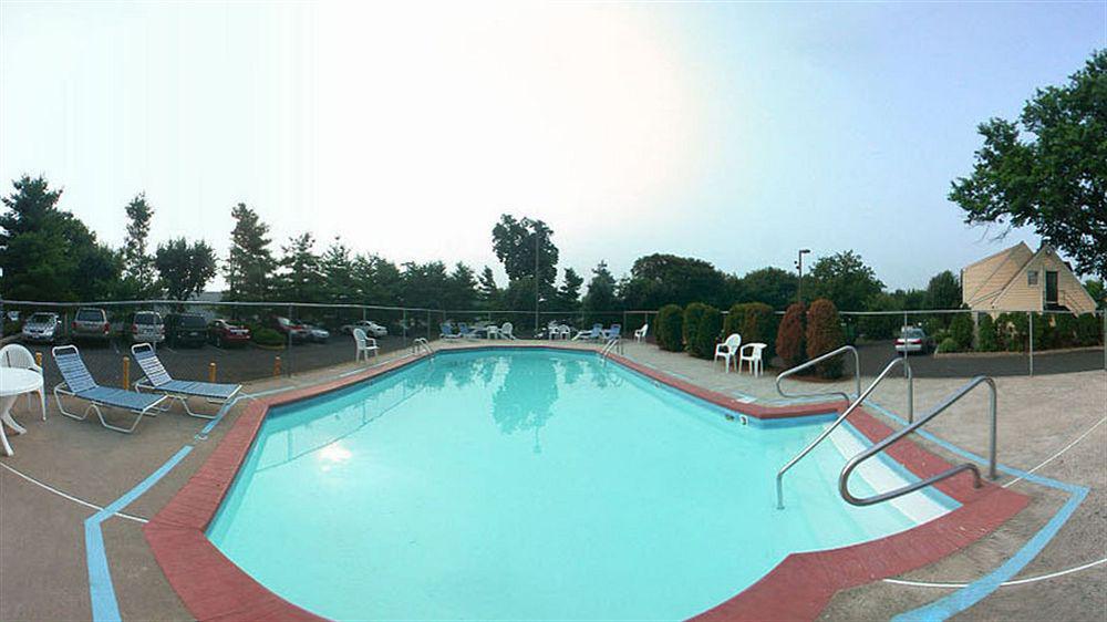 Comfort Inn Feasterville - Тревос Экстерьер фото